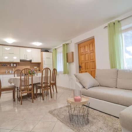 Flower House Podčetrtek Εξωτερικό φωτογραφία